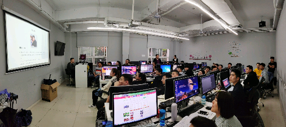 武漢小果兔設計總監降臨火星時代聘人才！